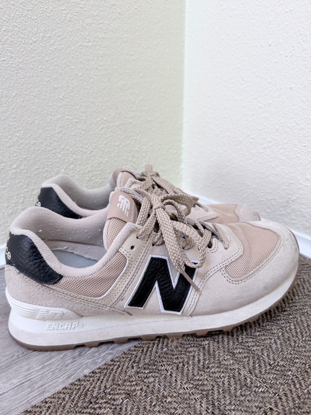 New Balance 574 Unisex (7.5 M or 9 W) Incense Black - Picture 5 of 9